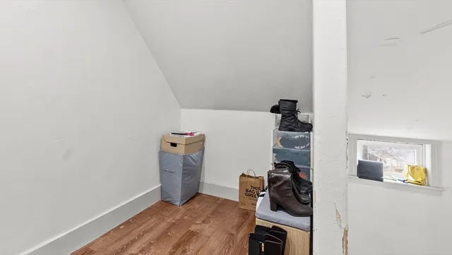 $2,900 | 6-8 Crescent Street, Unit 6, Whitinsville, MA 01588