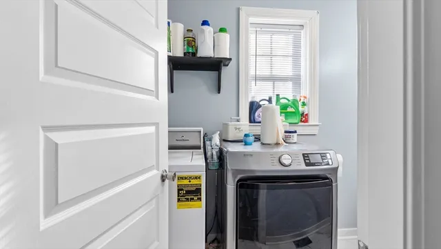 $2,900 | 6-8 Crescent Street, Unit 6, Whitinsville, MA 01588