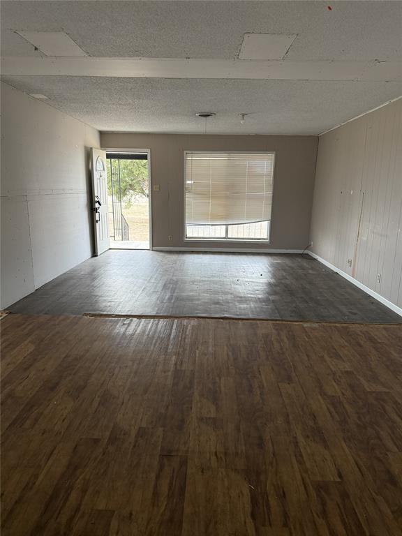 112 Big Bass Road West, TX 76691 - Photo 4 of 21