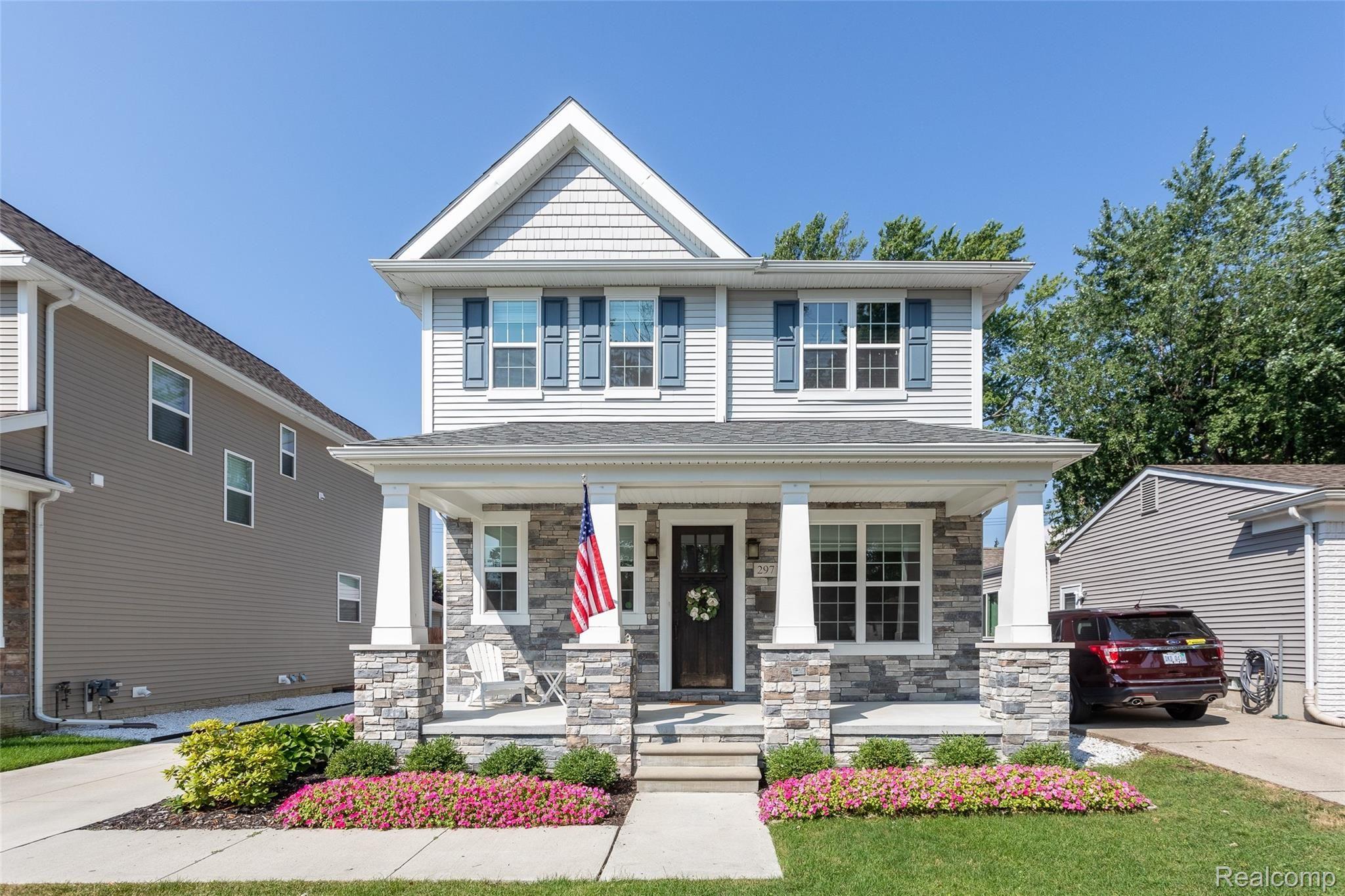 2971 Cumberland Road Berkley, MI 48072 - Photo 1 of 36 2971 Cumberland-46.jpg