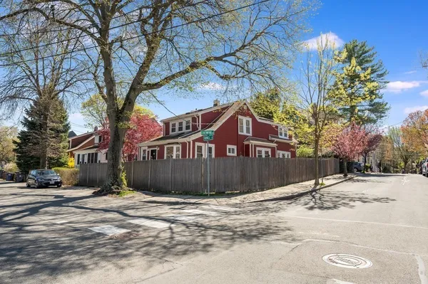 $1,800,000 | 1 Chetwynd Road, Cambridge, MA 02140