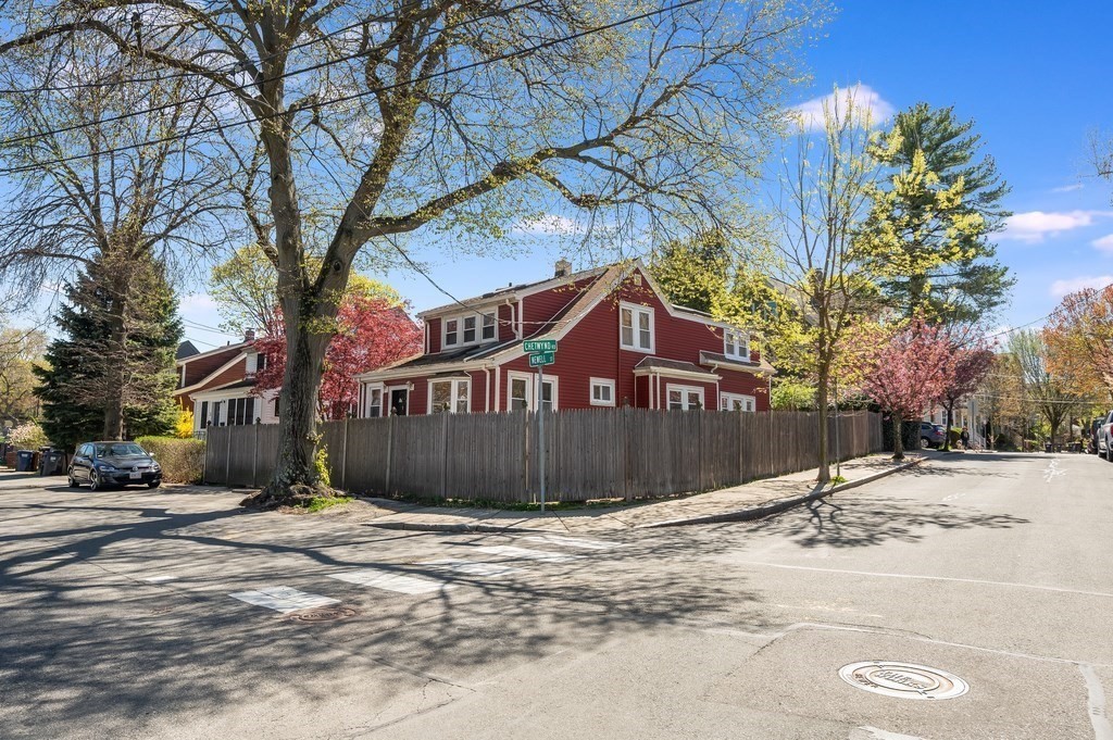 1 Chetwynd Road Cambridge, MA 02140 - Photo 1 of 26