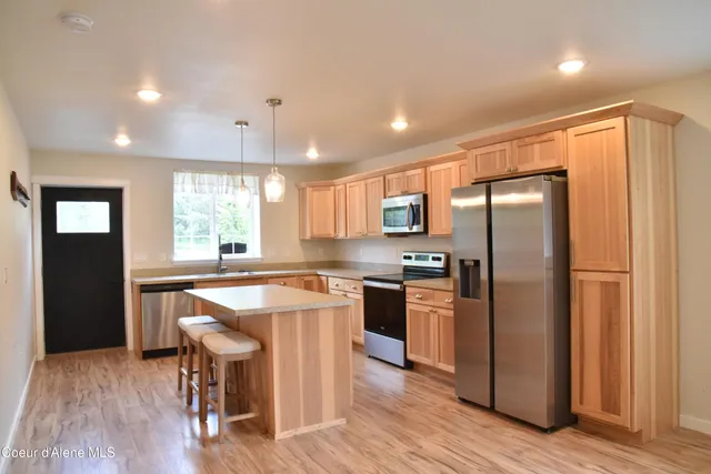 $1,149,000 | 574-576 Parkside Road, Plummer, ID 83851