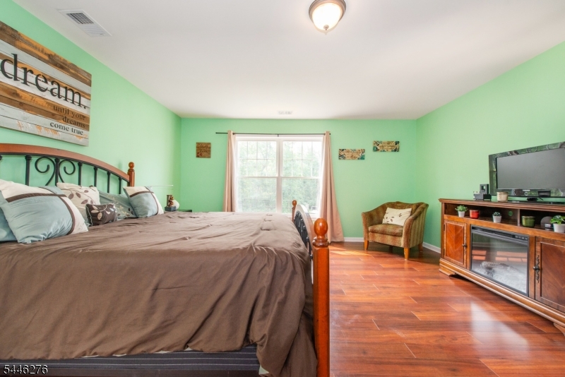 8 Spruce Drive Andover, NJ 07821 - Photo 21 of 50