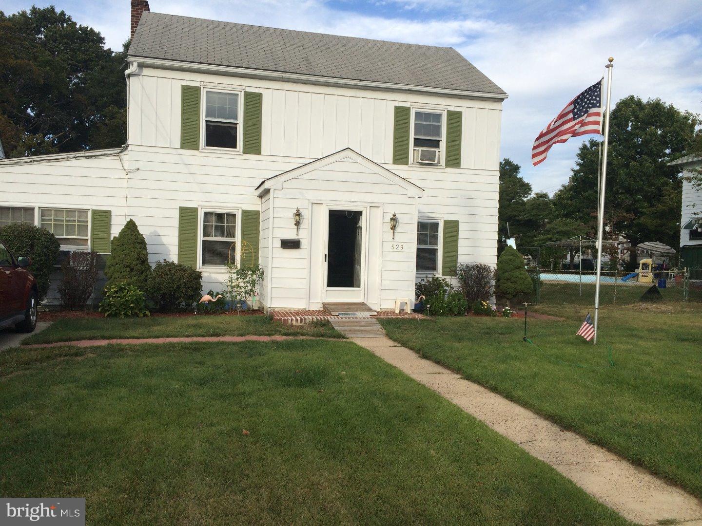 529 South Fairview Street Riverside, NJ 08075 - Photo 1 of 20