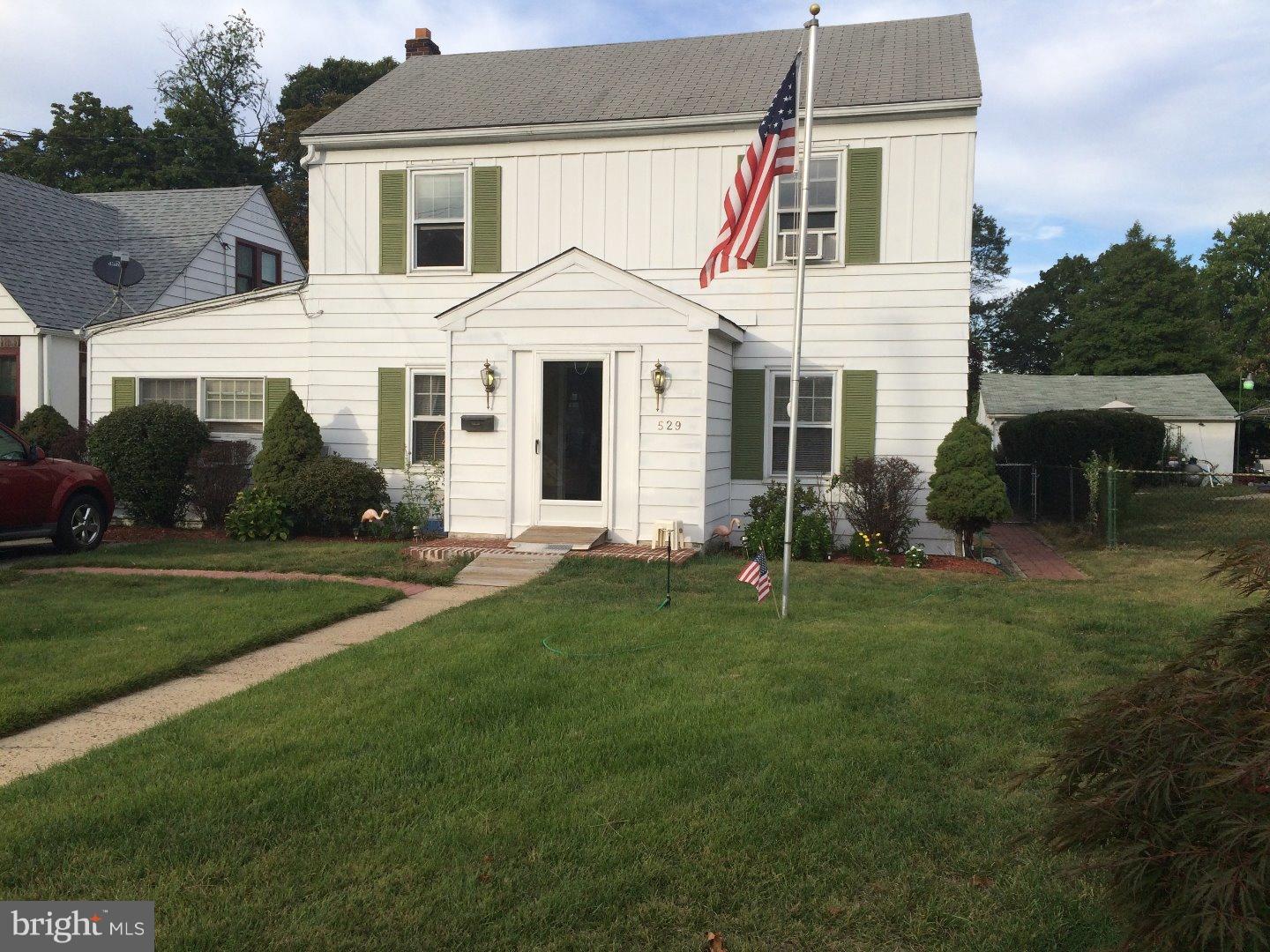 529 South Fairview Street Riverside, NJ 08075 - Photo 2 of 20