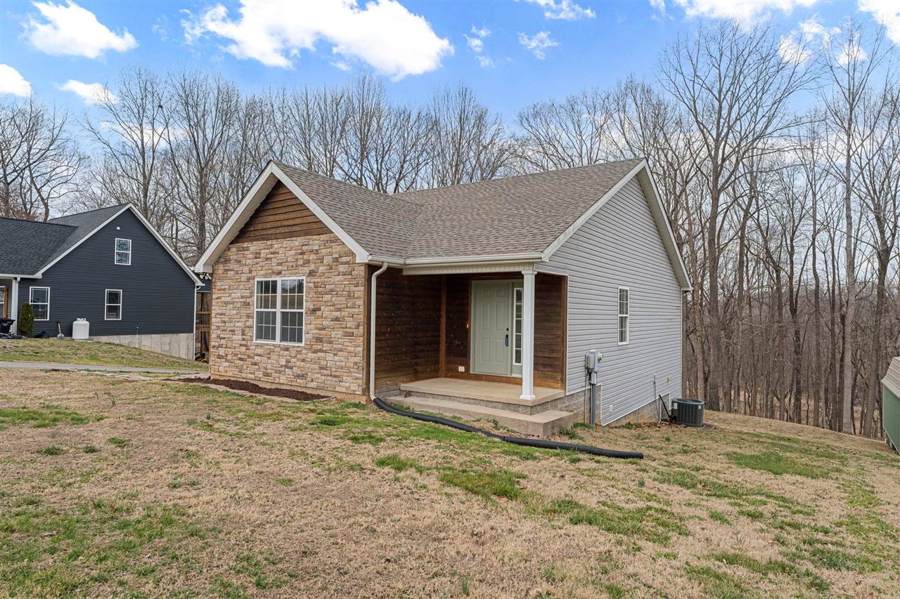 3663 Pea Ridge Road Scottsville, KY 42164 - Photo 1 of 30 Gallery Image 1