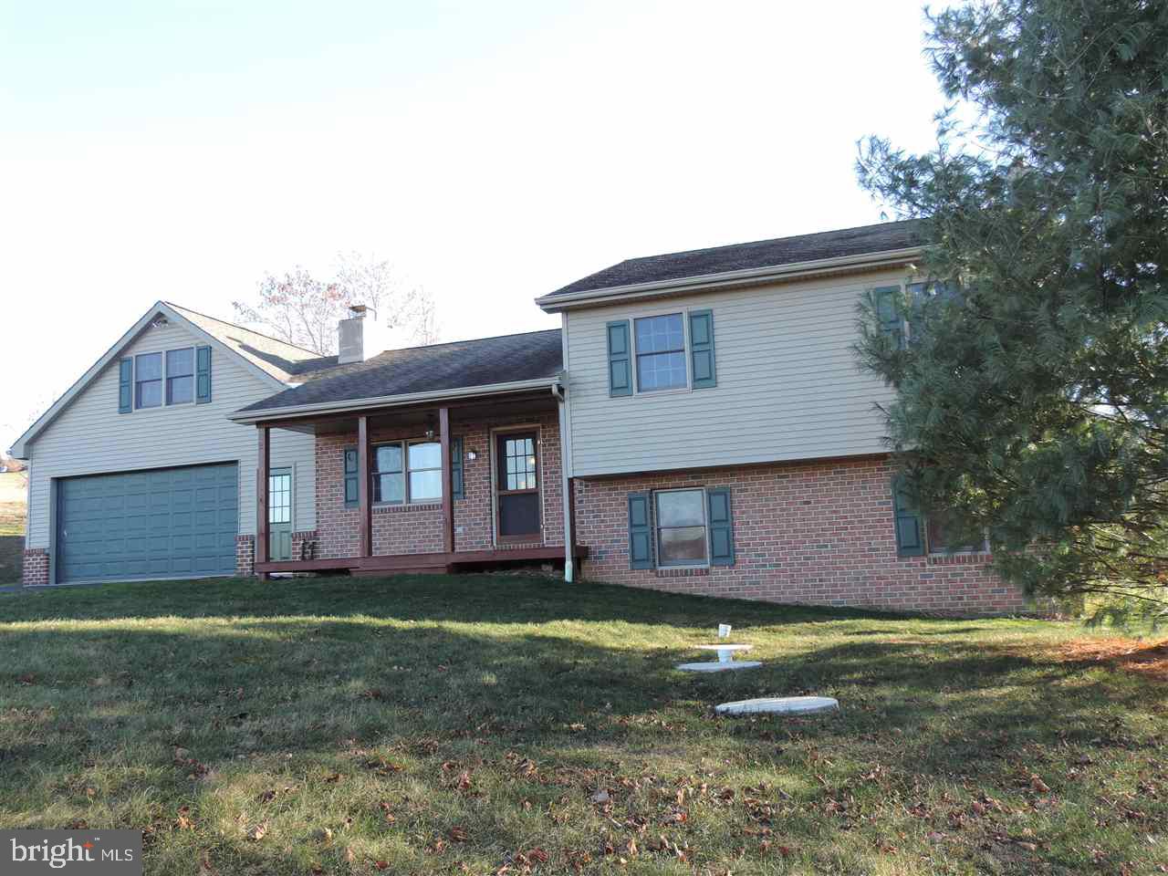 11189 Grim Road Felton, PA 17322 - Photo 3 of 32