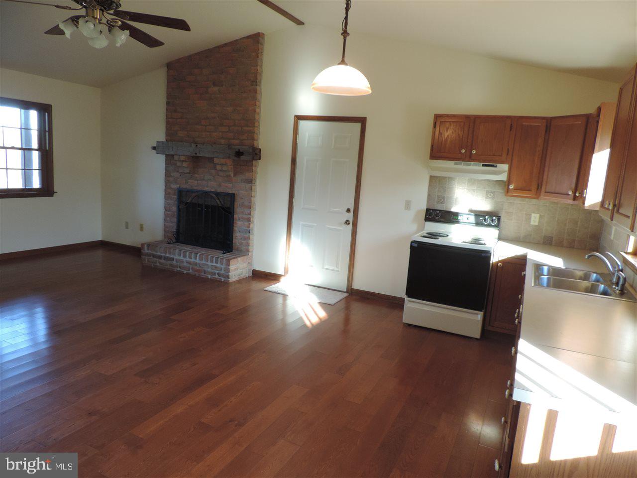 11189 Grim Road Felton, PA 17322 - Photo 8 of 32