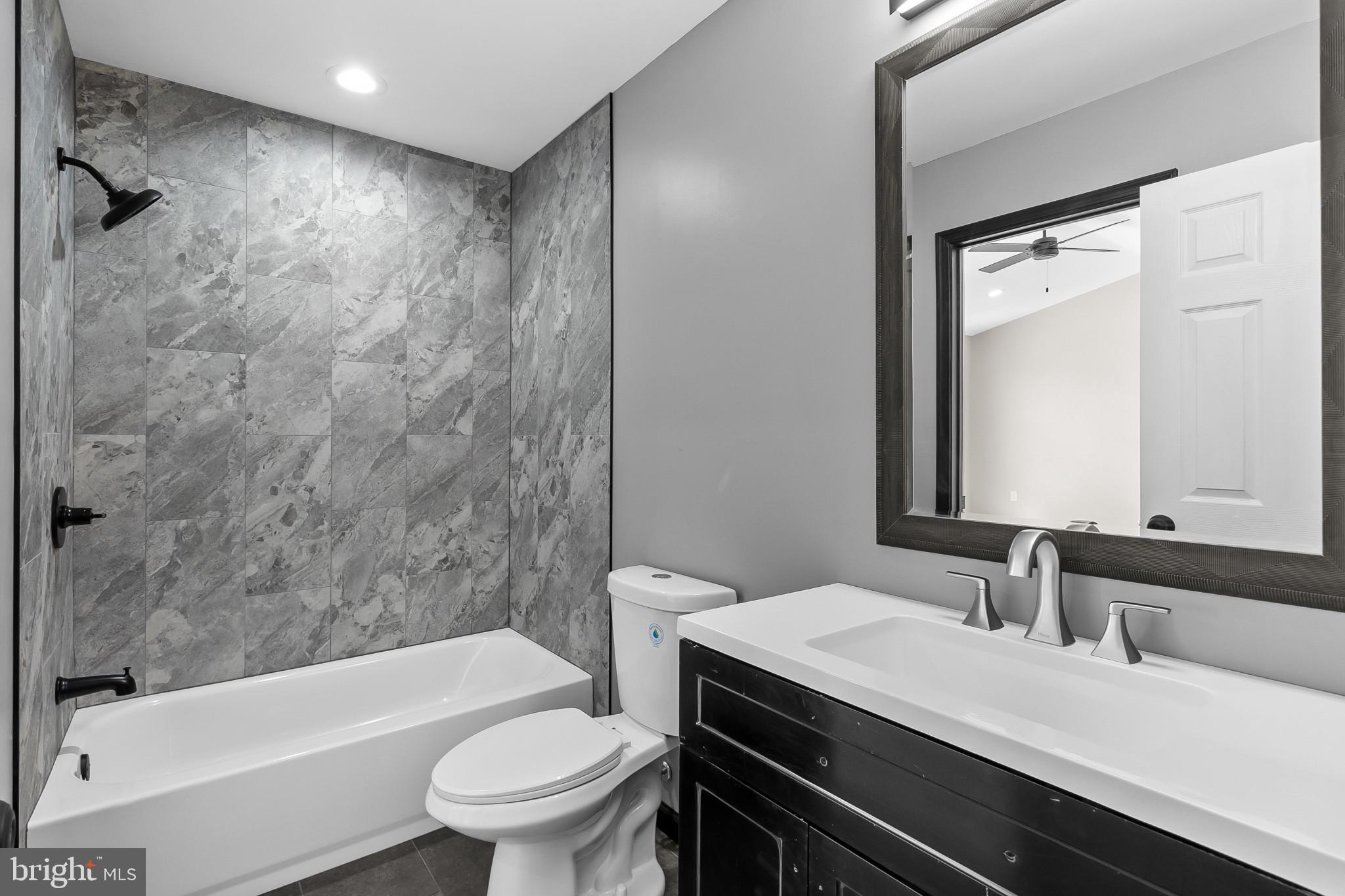 8 Bastille Loop Newark, DE 19702 - Photo 14 of 32