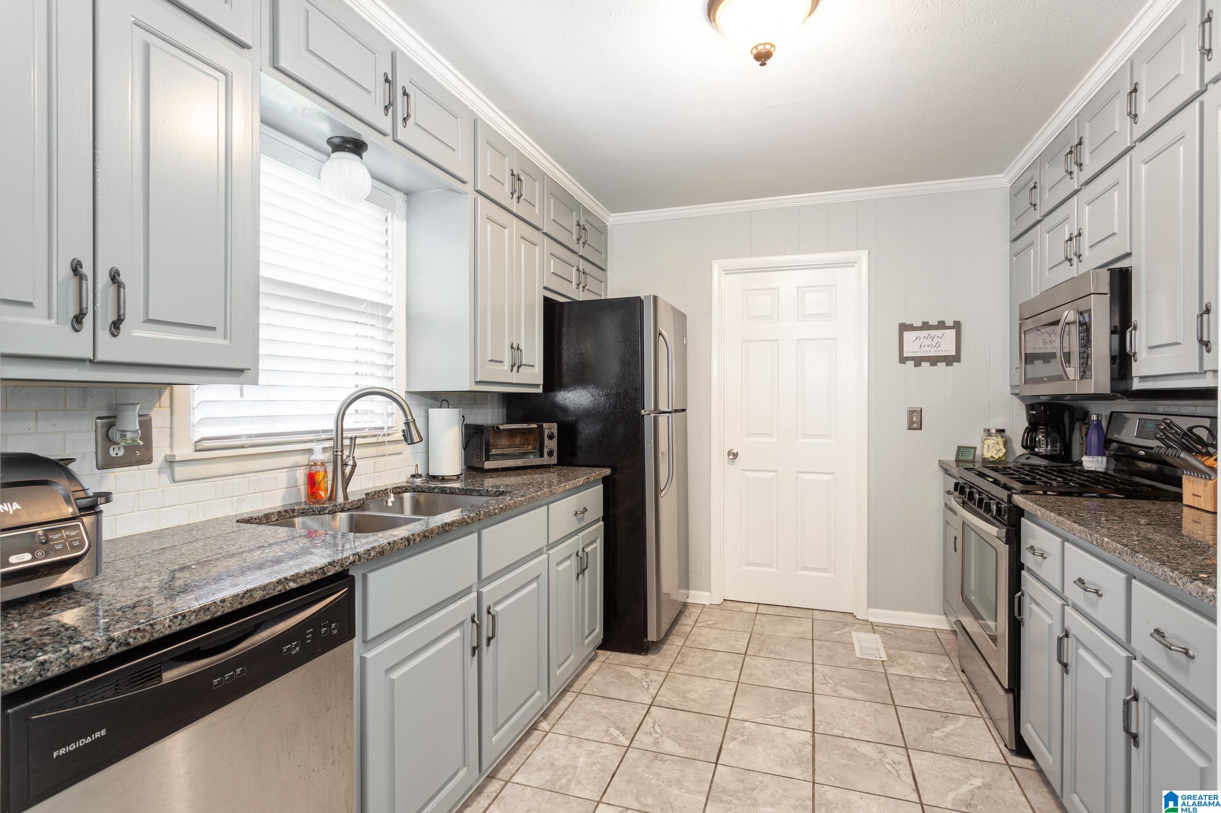 4200 Cloverdale Road Anniston, AL 36207 - Photo 5 of 36