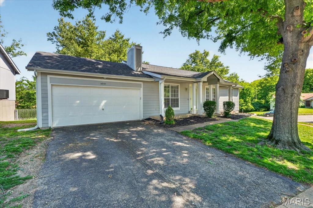 16101 Castlerea Boulevard Ellisville, MO 63021 - Photo 19 of 26