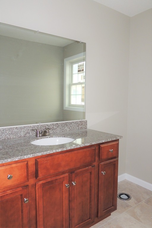17 Silvia Street Springfield, MA 01104 - Photo 15 of 27 Gallery Image 15