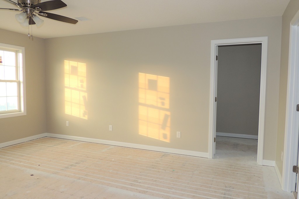 17 Silvia Street Springfield, MA 01104 - Photo 17 of 27 Gallery Image 17