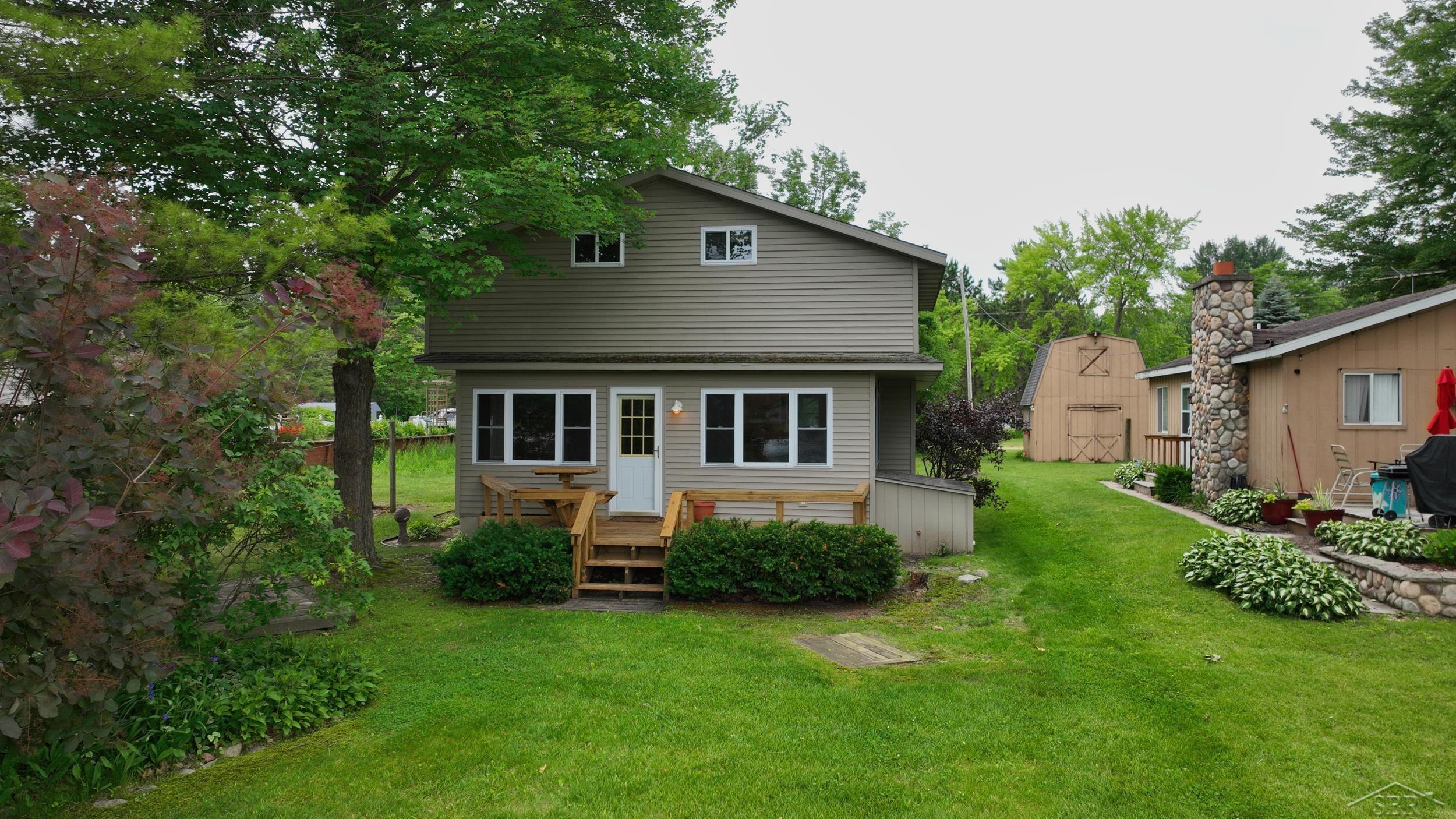 4344 Bay Road Gladwin, MI 48624 - Photo 4 of 59