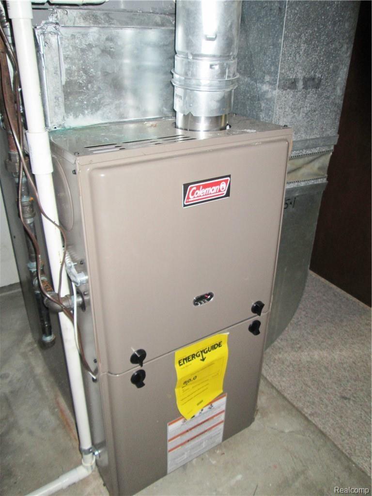 39368 Palmer Road Westland, MI 48186 - Photo 36 of 37 Furnace newer 2016.jpg