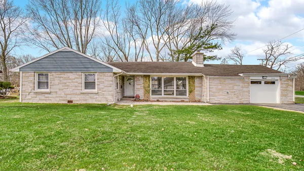 $289,900 | 2446 Forest Park Drive, Dyer, IN 46311