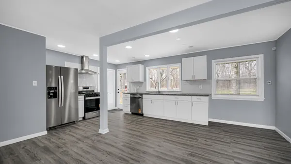 $289,900 | 2446 Forest Park Drive, Dyer, IN 46311