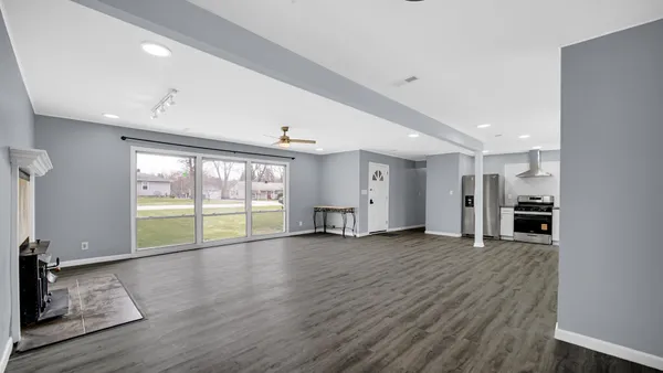 $289,900 | 2446 Forest Park Drive, Dyer, IN 46311