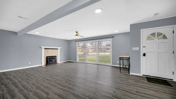 $289,900 | 2446 Forest Park Drive, Dyer, IN 46311