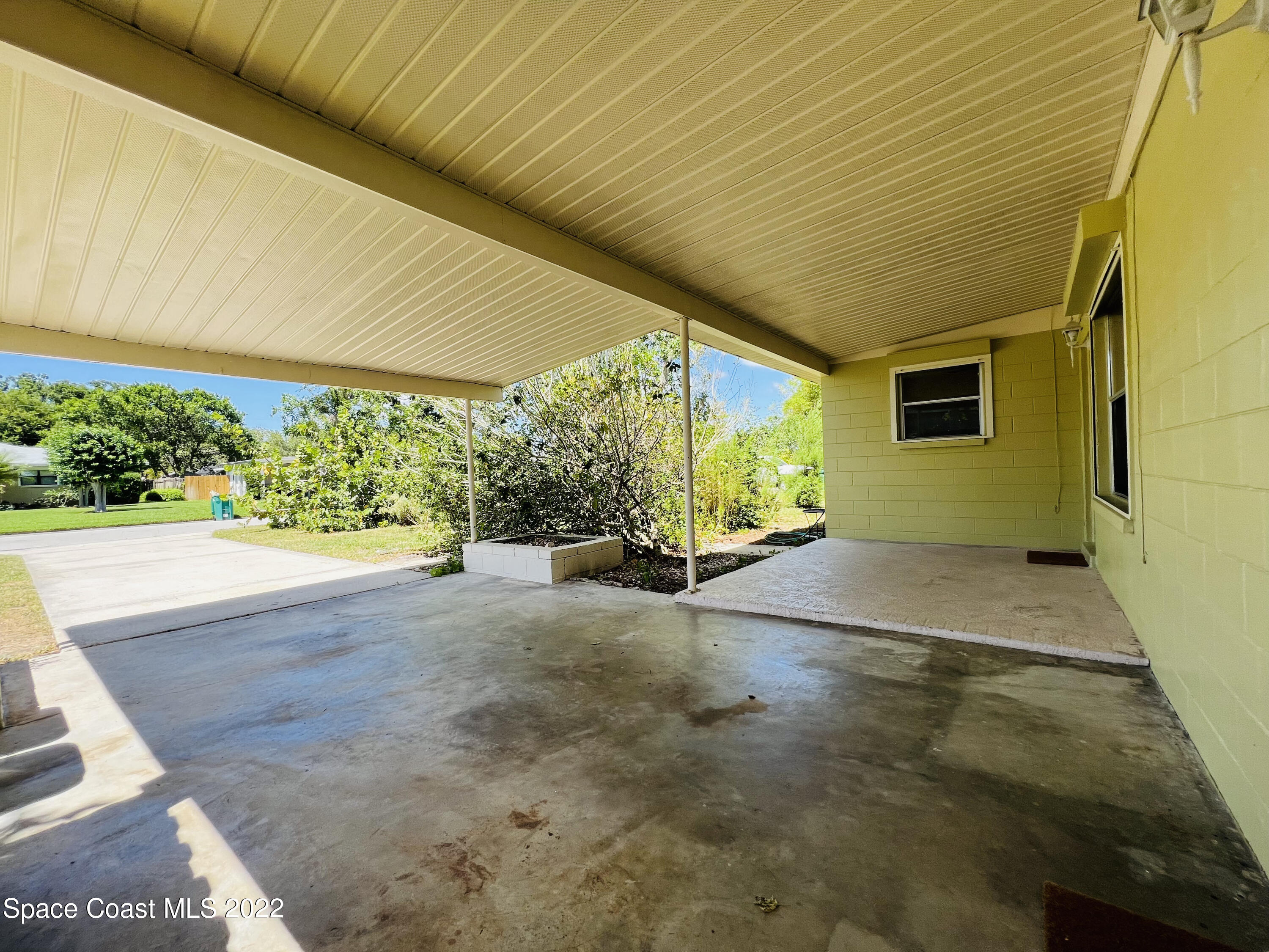 1207 Duke Way Cocoa, FL 32922 - Photo 5 of 37 a view of outdoor space and yard