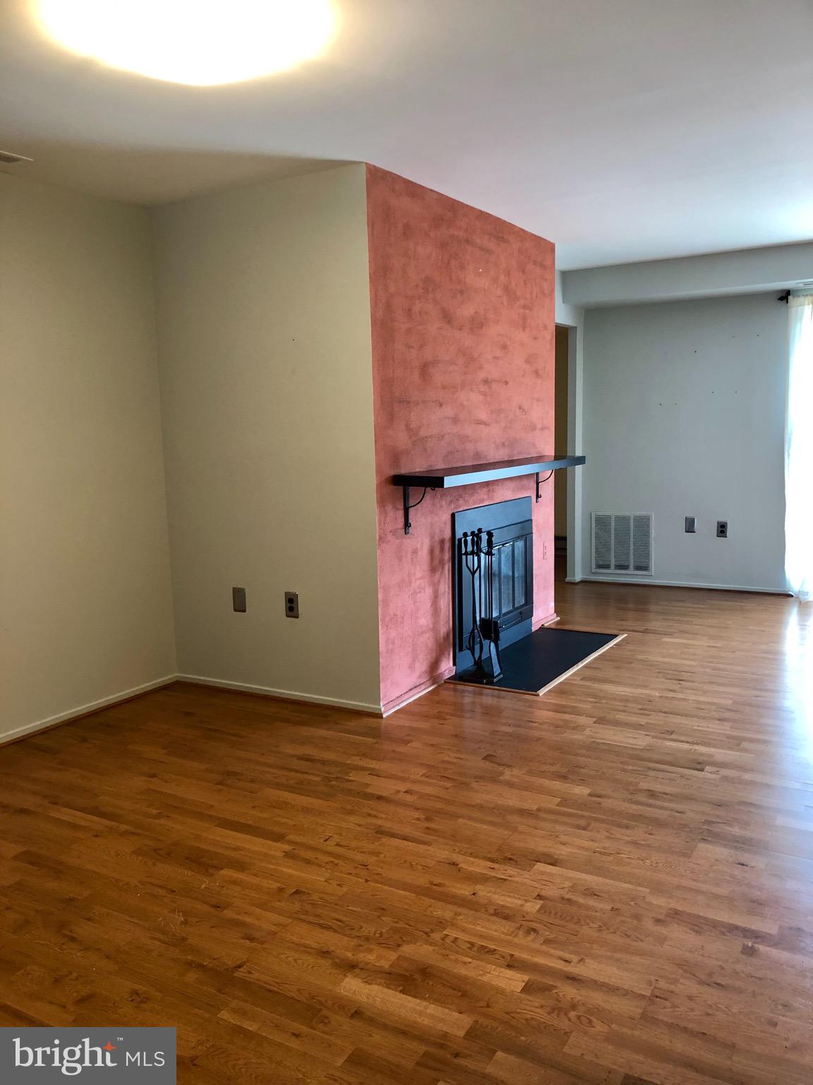 10000 Stedwick Road, Unit 204 Gaithersburg, MD 20886 - Photo 16 of 27 Dinning Room Fireplaces