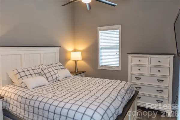$2,195 | 107 White Street, Unit B, Morganton, NC 28655