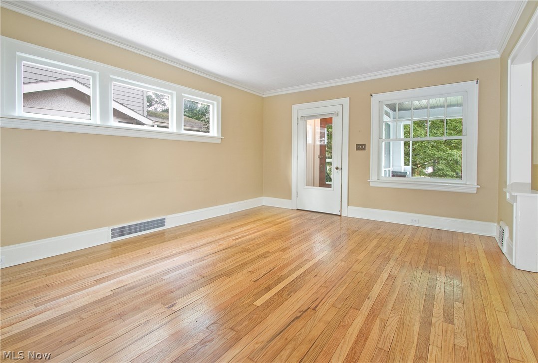 2641 Shaker Road Cleveland Heights, OH 44118 - Photo 5 of 20 Gallery Image 5