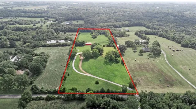 $430,000 | 14115 South Sam Moore Road, Lone Jack, MO 64070