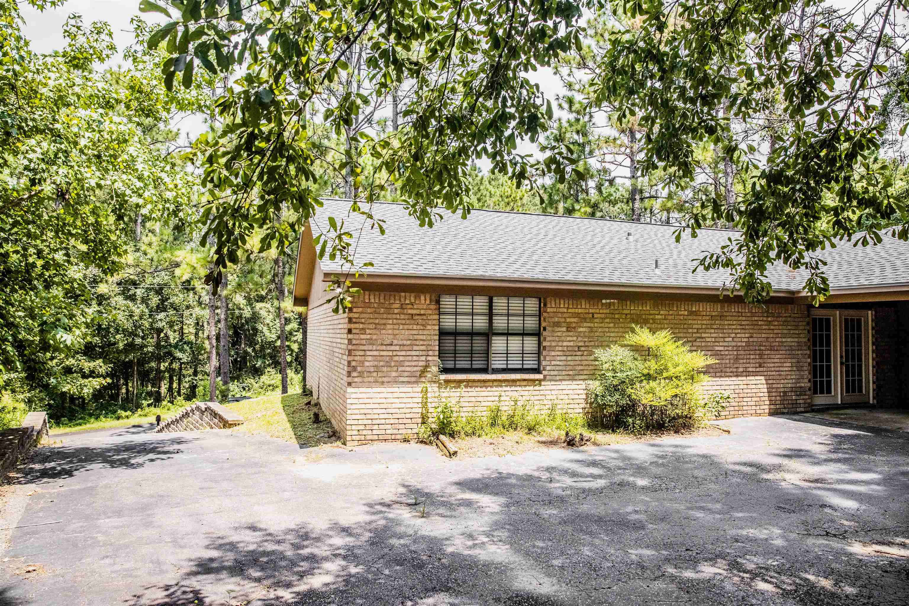 154 Greenbay Circle Daphne, AL 36526 - Photo 3 of 17