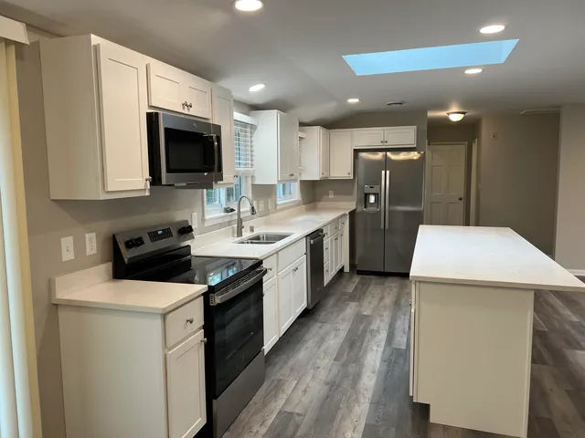 $529,000 | 1840 Lone Oak Circle West, Brookfield, WI 53045