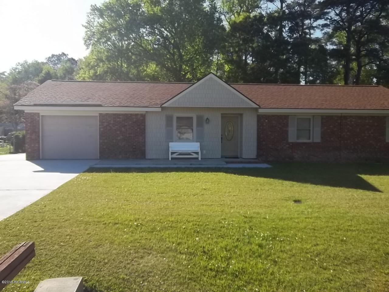 306 Lake Road Havelock, NC 28532 - Photo 1 of 14 Main Front