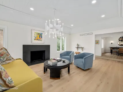 $949,000 | 412 66th Street, Downers Grove, IL 60516