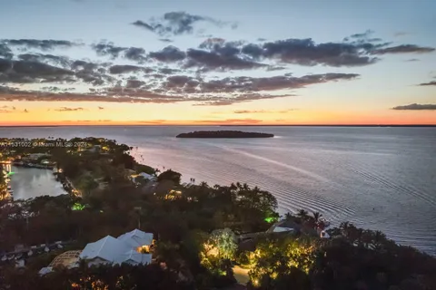 $75,000,000 | 10 Cannon Point, Key Largo, FL 33037