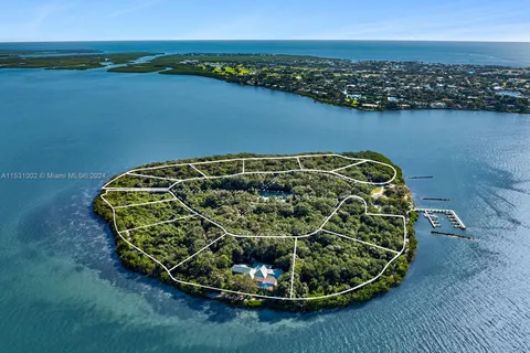 $75,000,000 | 10 Cannon Point, Key Largo, FL 33037