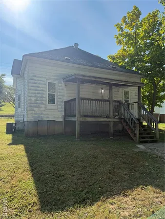 $90,900 | 410 North 5th Street, Elsberry, MO 63343