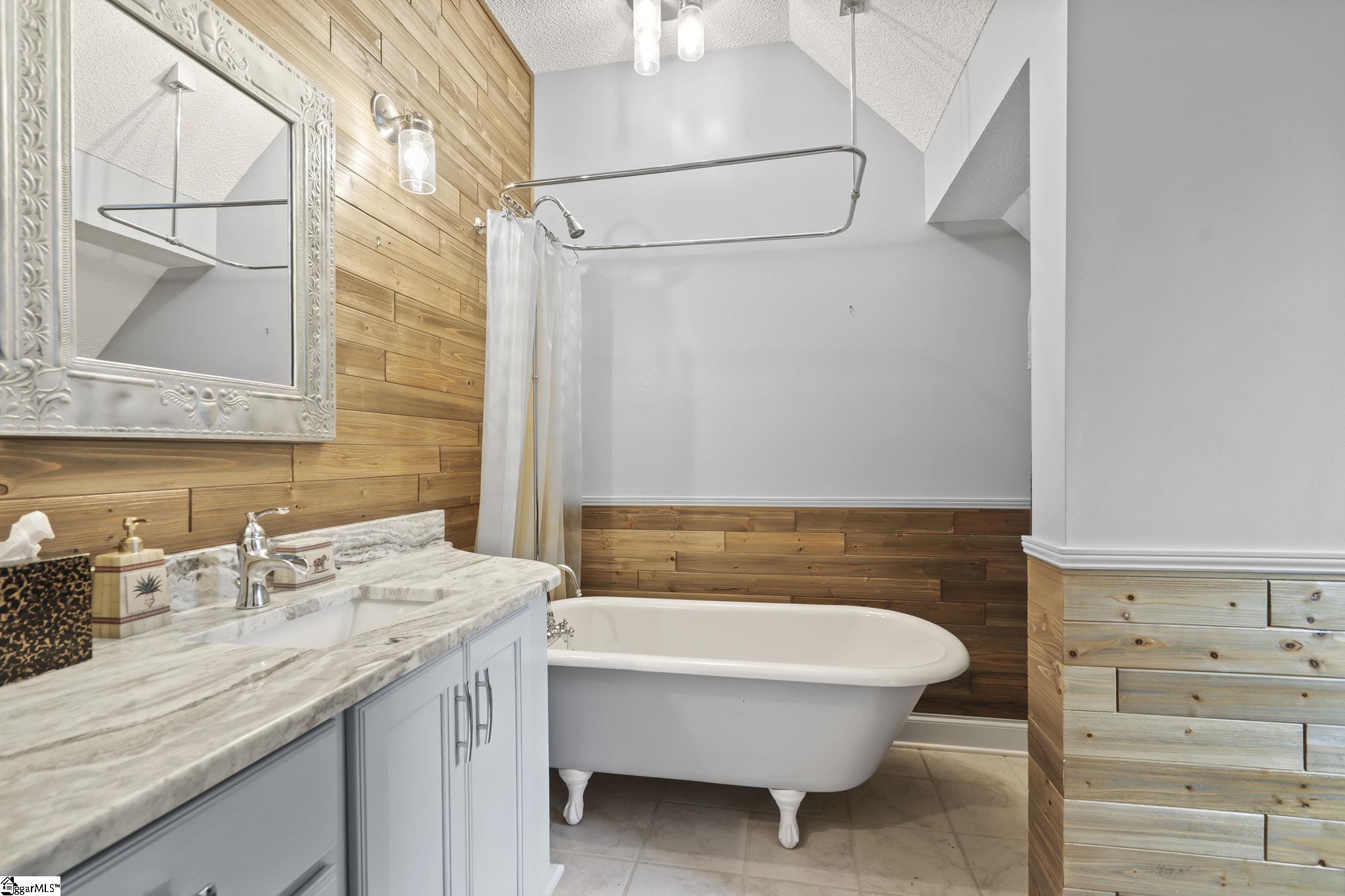 214 Raven Cliff Road Cleveland, SC 29635 - Photo 27 of 46 Gallery Image 27