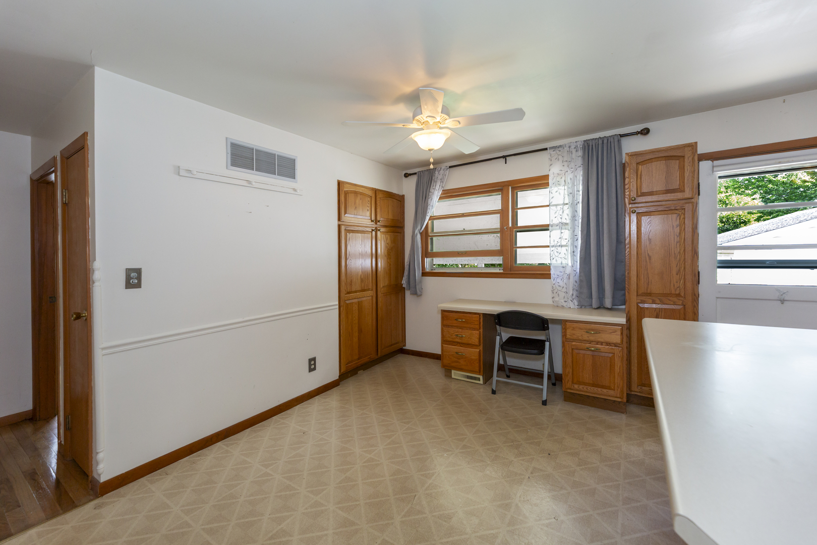 403 North 3rd Street Malta, IL 60150 - Photo 9 of 46
