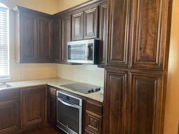$2,400 | 844 Dartford Drive, Richardson, TX 75081