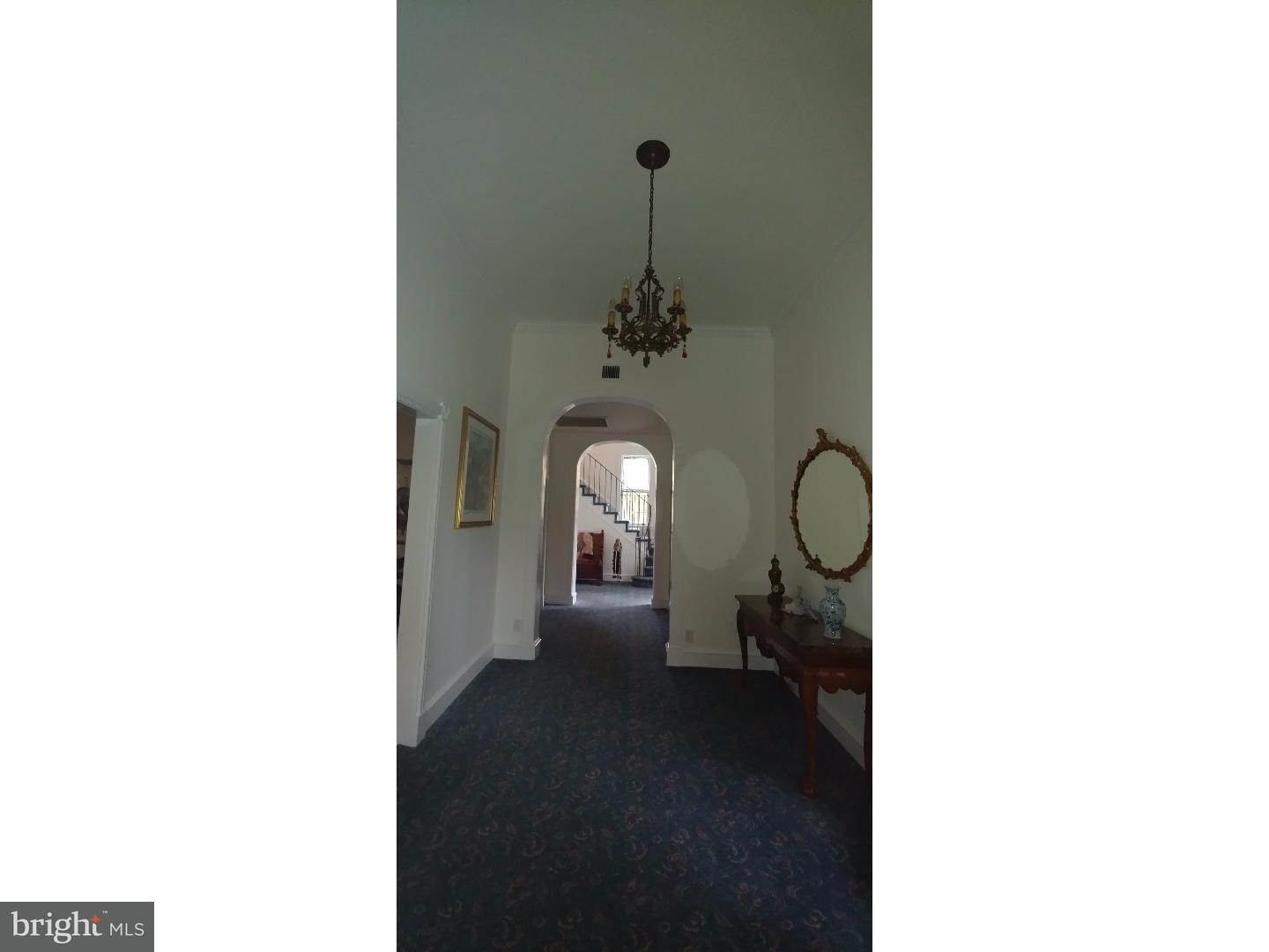 1437 Huntingdon Road Abington, PA 19001 - Photo 2 of 25 Foyer