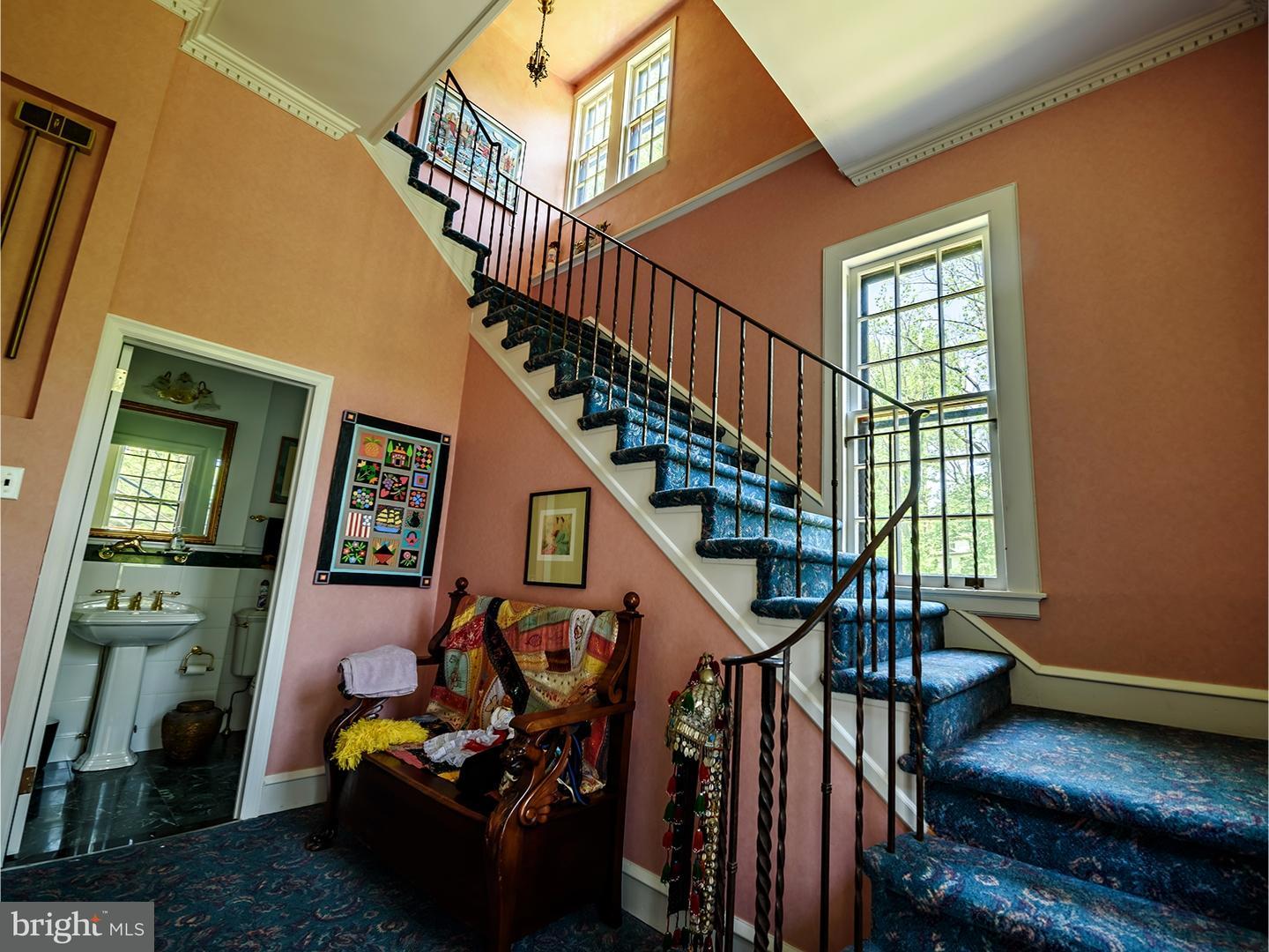 1437 Huntingdon Road Abington, PA 19001 - Photo 13 of 25 Hallway