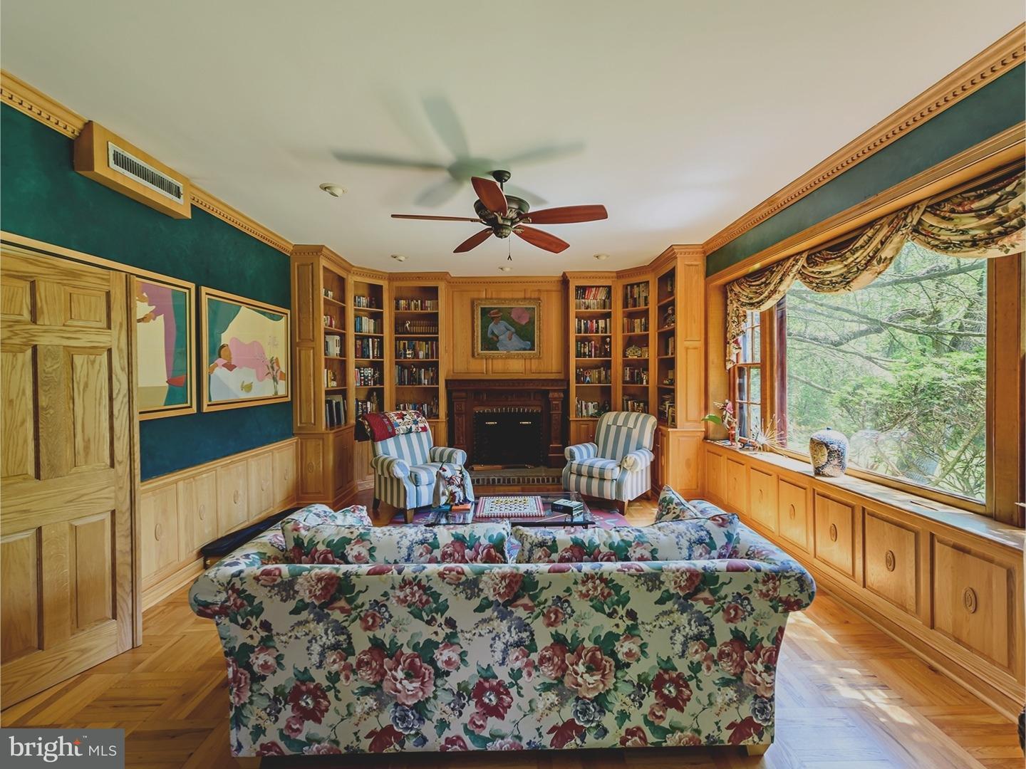 1437 Huntingdon Road Abington, PA 19001 - Photo 3 of 25 Library