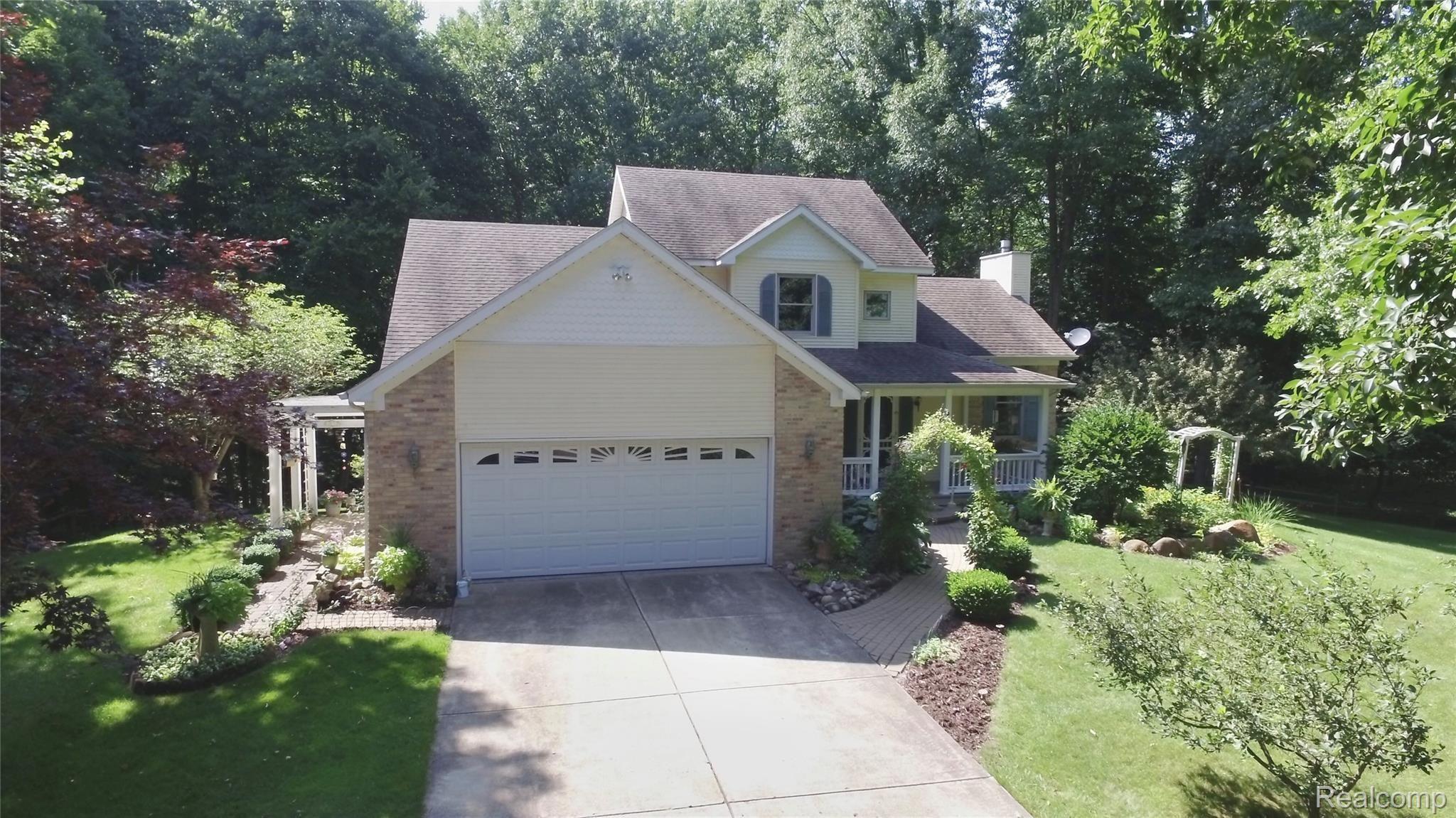 18166 Hickory Ridge Road Fenton, MI 48430 - Photo 39 of 44 Photo Aug 01, 4 10 14 PM.jpg