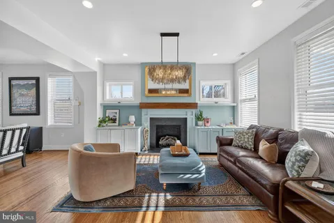 $995,000 | 136 Rhode Island Avenue Northeast, Washington, DC 20002