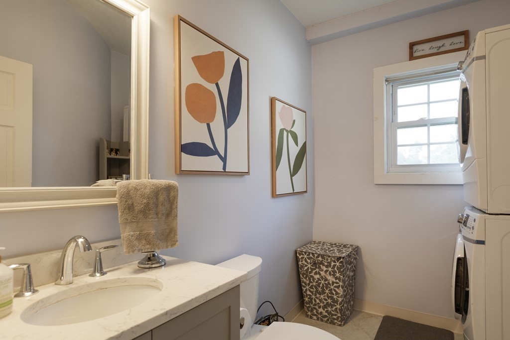 754 Main Street Hanover, MA 02339 - Photo 17 of 41 Gallery Image 17