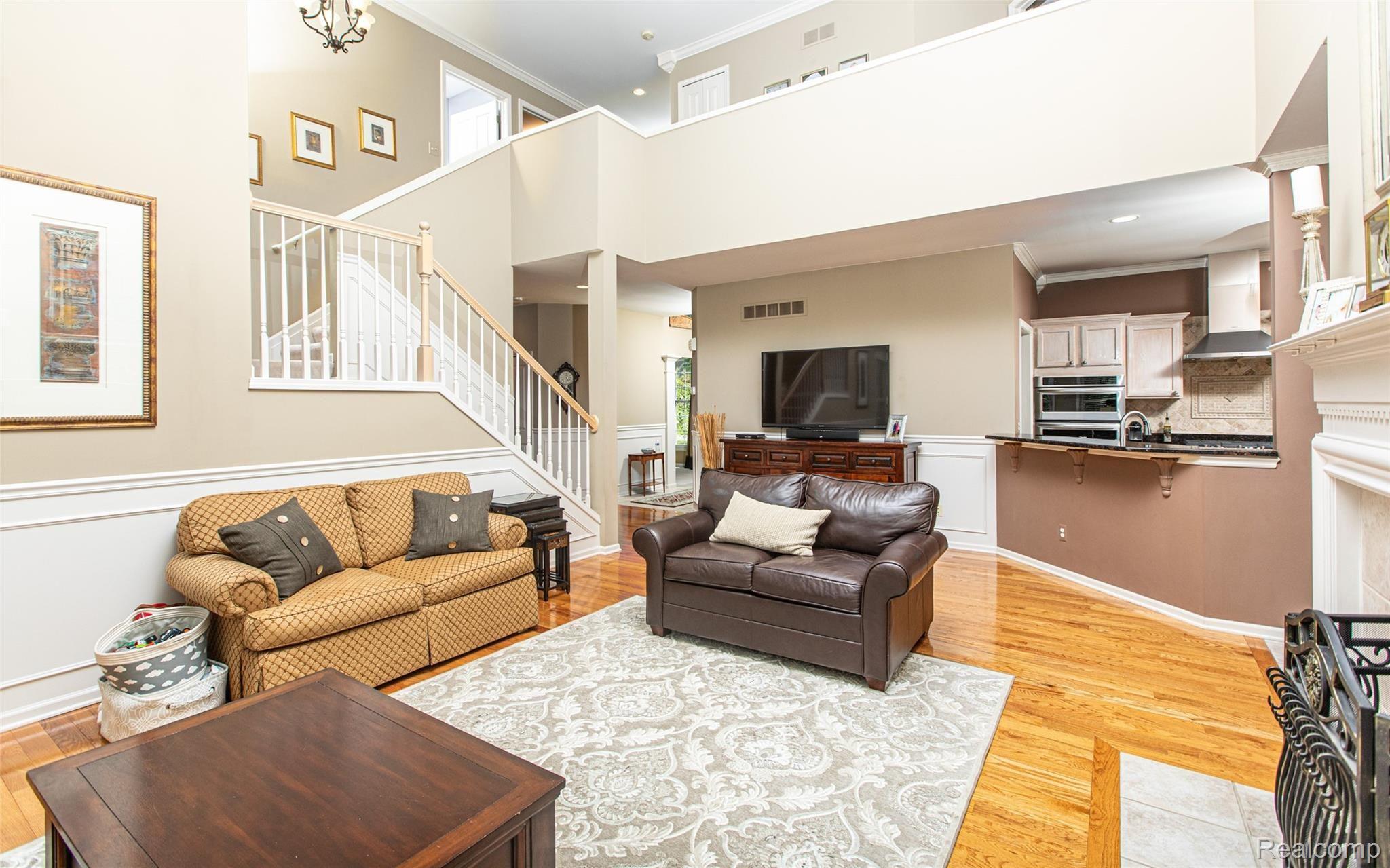 4124 Wincrest Lane Rochester, MI 48306 - Photo 9 of 39 Soaring Ceiling