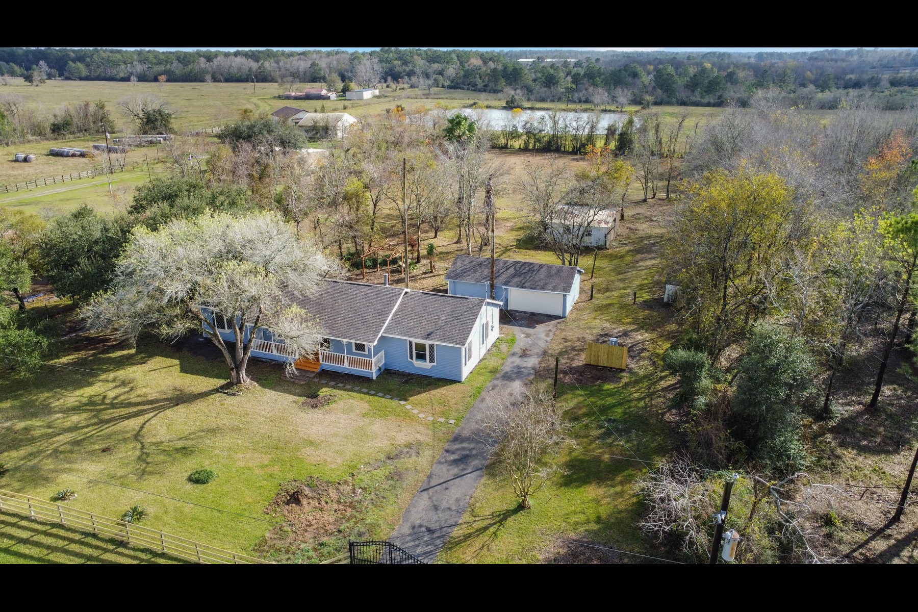 4004 Gatewood Road Crosby, TX 77532 - Photo 1 of 31