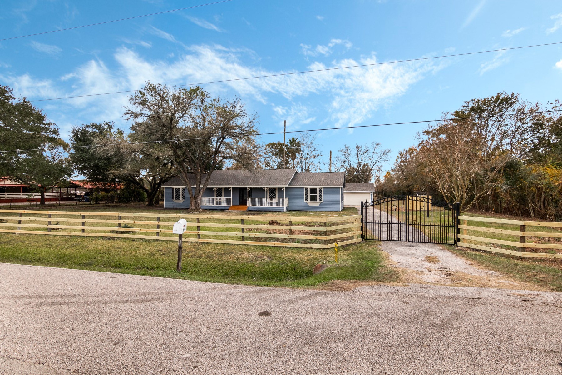 4004 Gatewood Road Crosby, TX 77532 - Photo 28 of 31