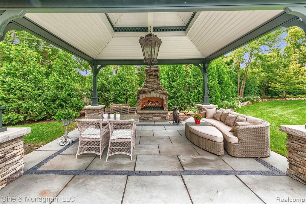 1158 West Maple Road Birmingham, MI 48009 - Photo 65 of 77
