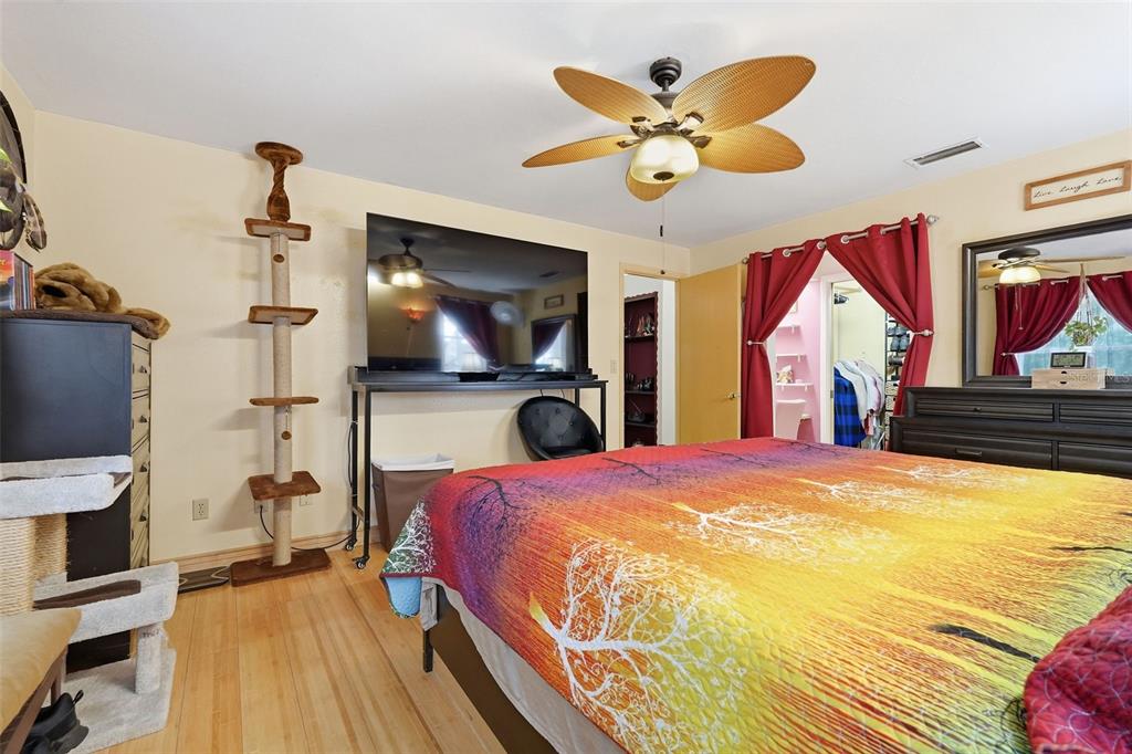 1785 Albemarle Road Clearwater, FL 33764 - Photo 13 of 30 Gallery Image 13